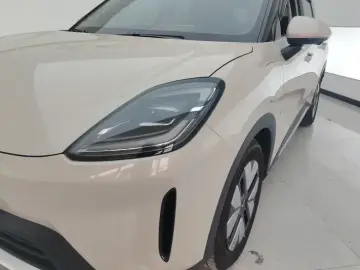 2025 Wuling Wuling Bingo S с пробегом 10 000 км