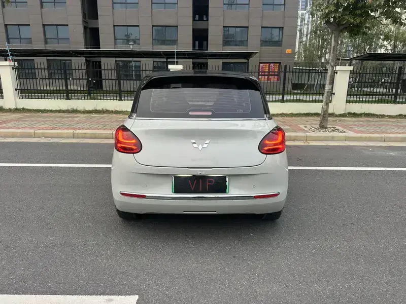 2023 Wuling Wuling Bingo с пробегом 50 000 км