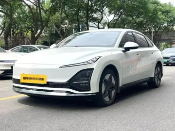 Wuling Wuling E5