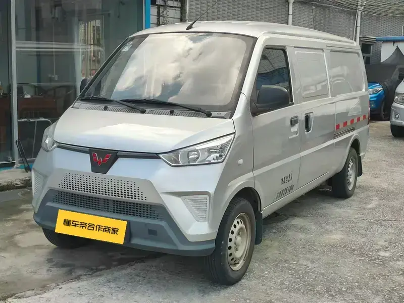 2022 Wuling Wuling EV50 с пробегом 98 000 км