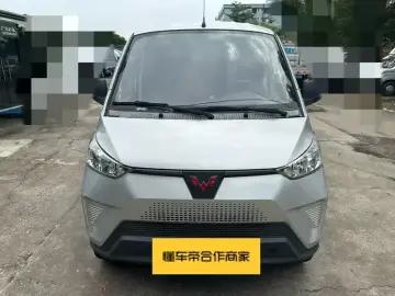 2022 Wuling Wuling EV50 с пробегом 98 000 км