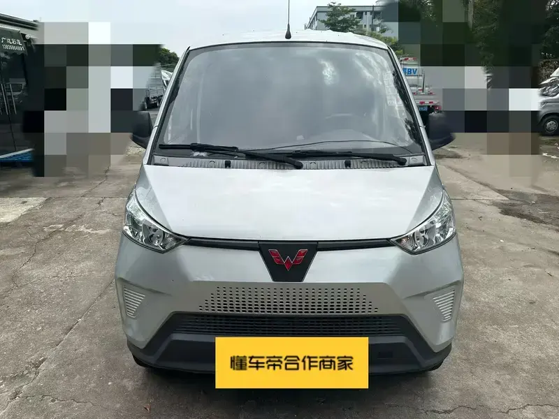 2022 Wuling Wuling EV50 с пробегом 98 000 км
