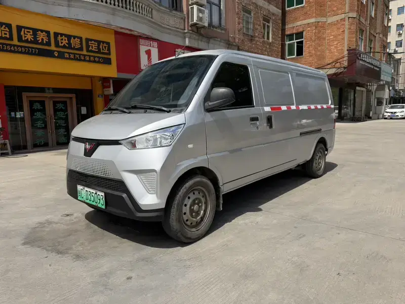 2021 Wuling Wuling EV50 с пробегом 91 000 км