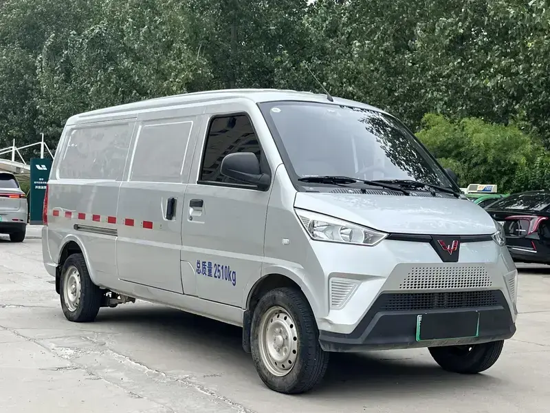 2022 Wuling Wuling EV50 с пробегом 45 000 км