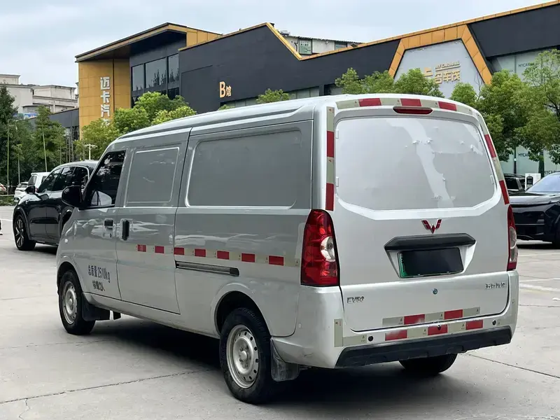 2022 Wuling Wuling EV50 с пробегом 45 000 км