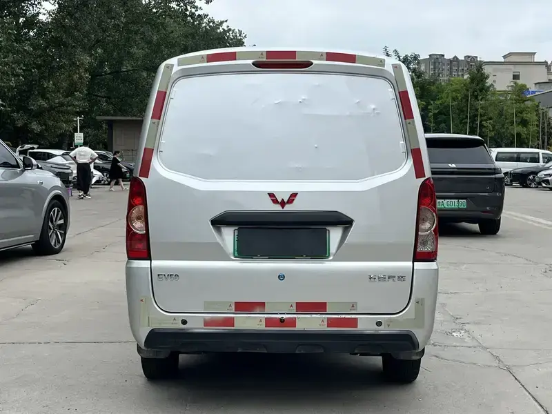2022 Wuling Wuling EV50 с пробегом 45 000 км