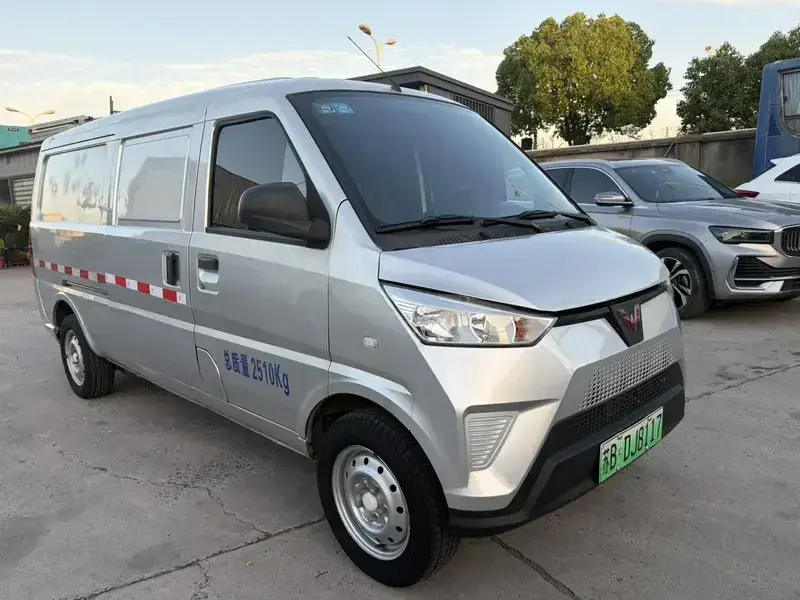 2020 Wuling Wuling EV50 с пробегом 130 000 км