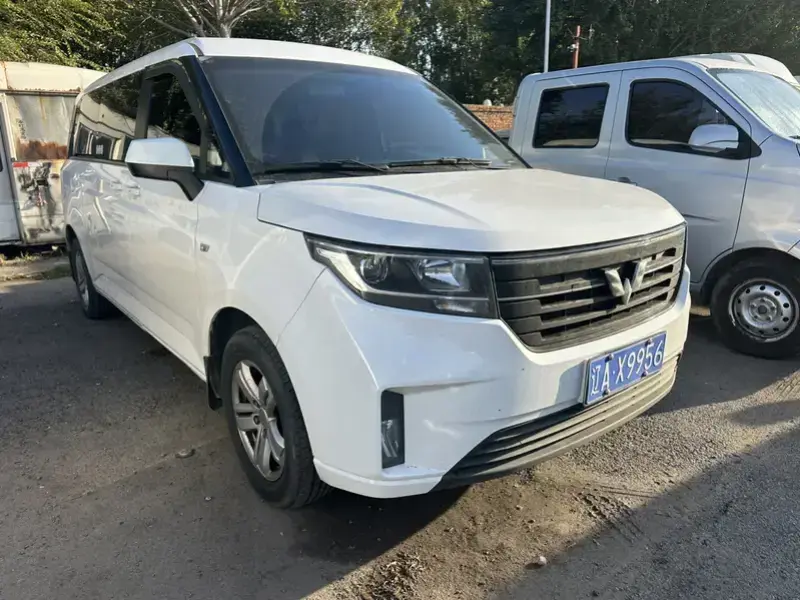 2021 Wuling Wuling Journey с пробегом 63 000 км
