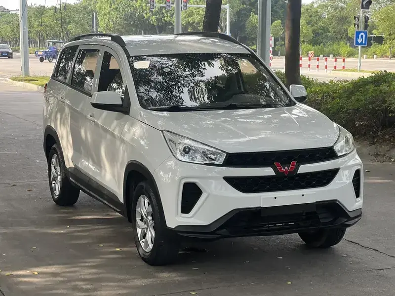 2019 Wuling Wuling Hongguang S3 с пробегом 25 000 км