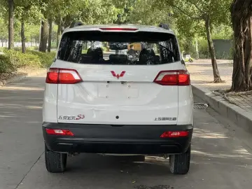 2019 Wuling Wuling Hongguang S3 с пробегом 25 000 км