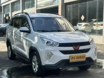 2019 Wuling Wuling Hongguang S3 с пробегом 70 000 км