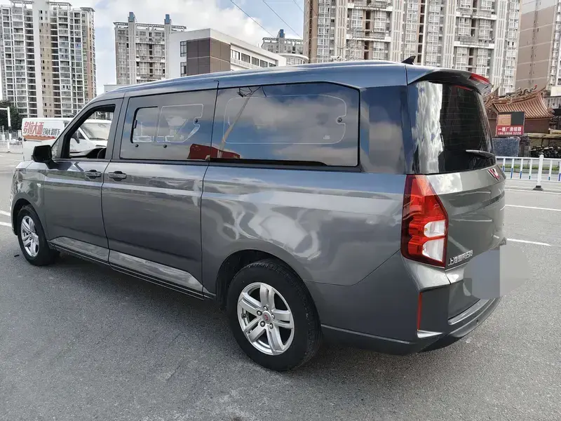 2021 Wuling Wuling Journey с пробегом 38 000 км