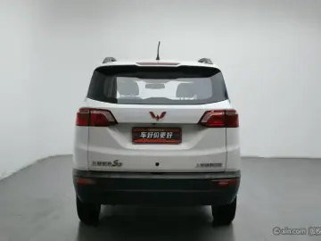 2019 Wuling Wuling Hongguang S3 с пробегом 57 800 км