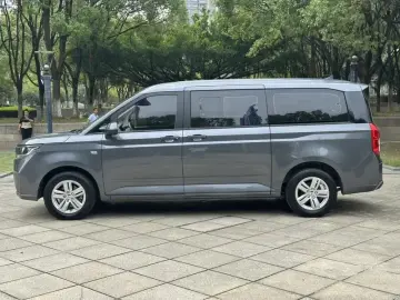 2021 Wuling Wuling Journey с пробегом 51 000 км