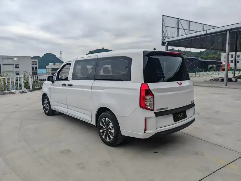 2022 Wuling Wuling Journey с пробегом 47 000 км