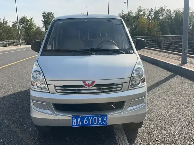 2015 Wuling Wuling Rongguang с пробегом 84 900 км