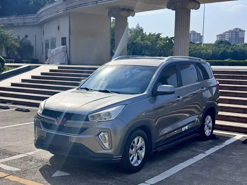 2018 Wuling Wuling Hongguang S3 с пробегом 74 000 км