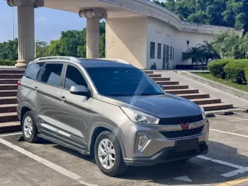 2018 Wuling Wuling Hongguang S3 с пробегом 74 000 км