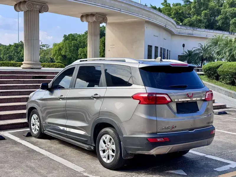 2018 Wuling Wuling Hongguang S3 с пробегом 74 000 км