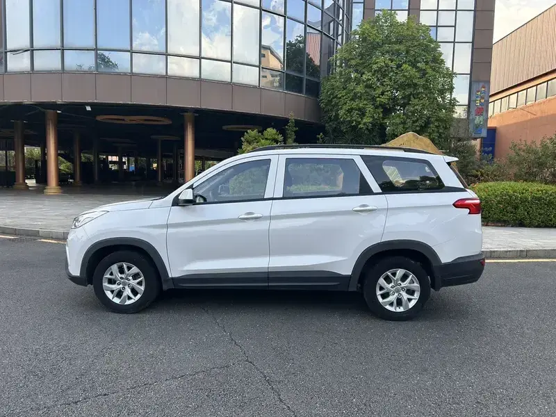 2019 Wuling Wuling Hongguang S3 с пробегом 42 000 км