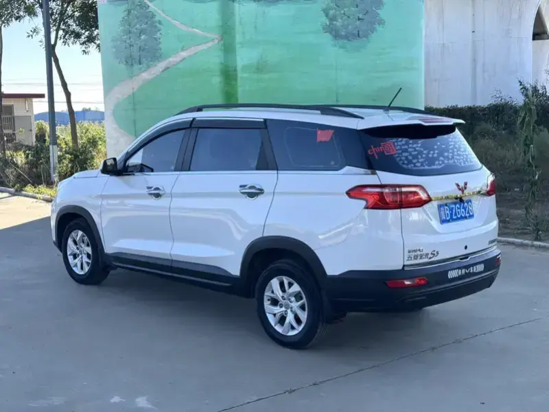 2018 Wuling Wuling Hongguang S3 с пробегом 102 000 км