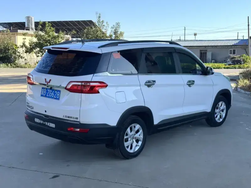 2018 Wuling Wuling Hongguang S3 с пробегом 102 000 км