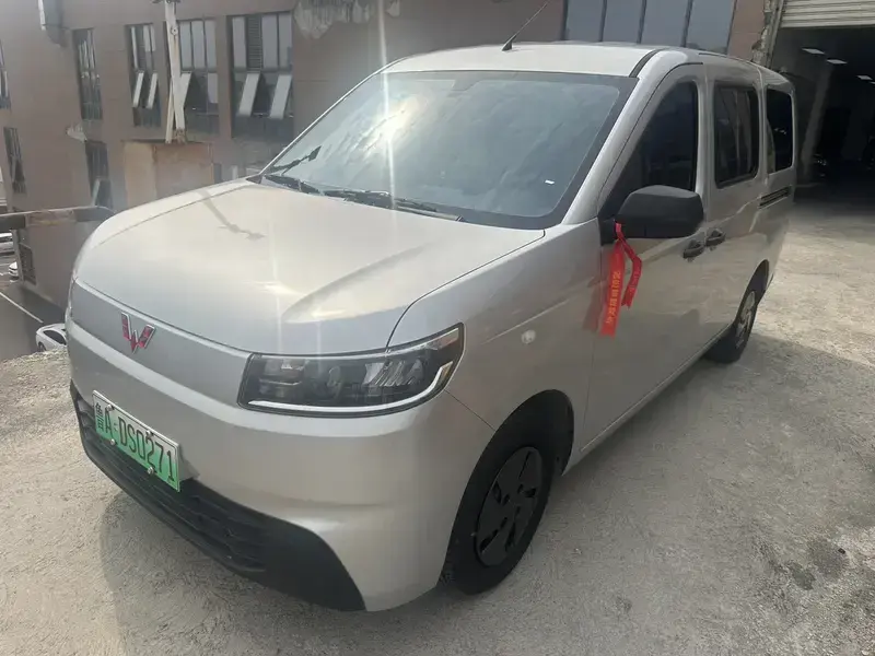 2026 Wuling Wuling Rongguang EV с пробегом 6 300 км