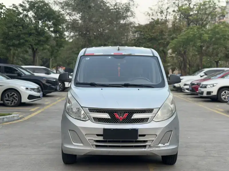 2016 Wuling Wuling Rongguang V с пробегом 80 000 км