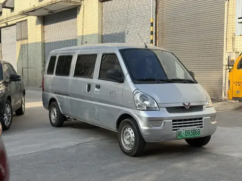 2022 Wuling Wuling Rongguang EV с пробегом 112 000 км