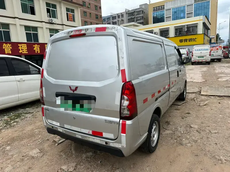 2020 Wuling Wuling Rongguang EV с пробегом 90 000 км