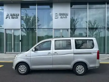 2019 Wuling Wuling Rongguang V с пробегом 110 000 км