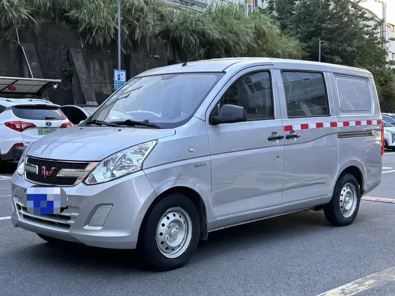 2018 Wuling Wuling Rongguang V с пробегом 109 000 км