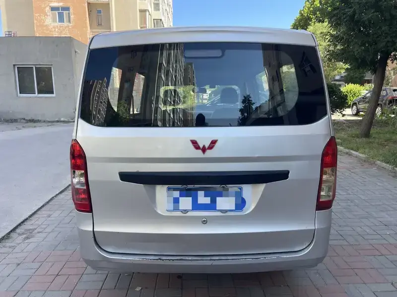 2018 Wuling Wuling Rongguang V с пробегом 110 000 км