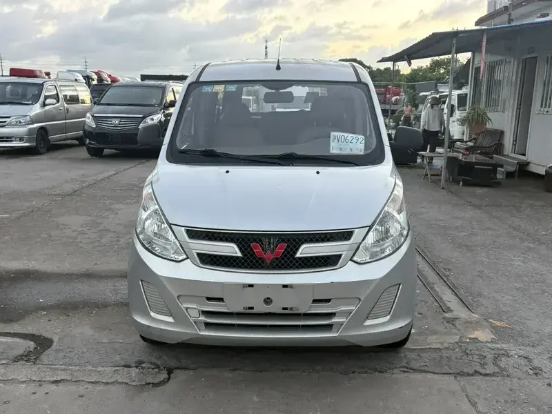 2018 Wuling Wuling Rongguang V с пробегом 120 000 км