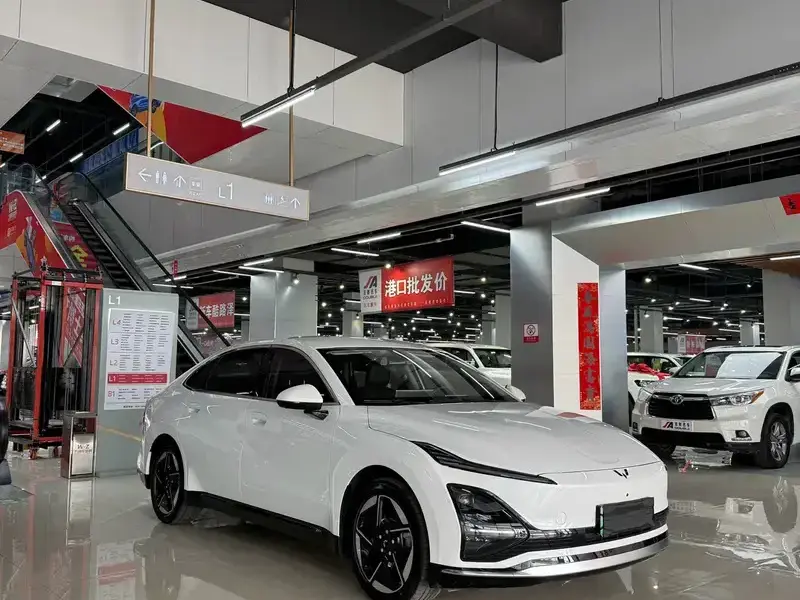 2025 Wuling Wuling Xingguang с пробегом 14 000 км