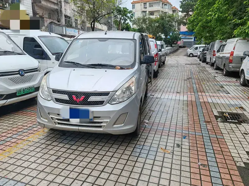 2019 Wuling Wuling Rongguang V с пробегом 80 000 км