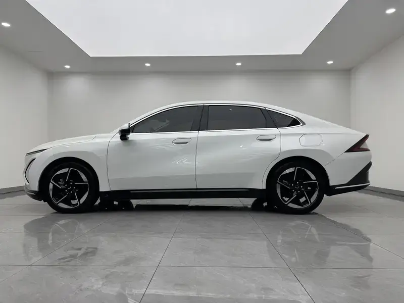 2023 Wuling Wuling Xingguang с пробегом 12 500 км