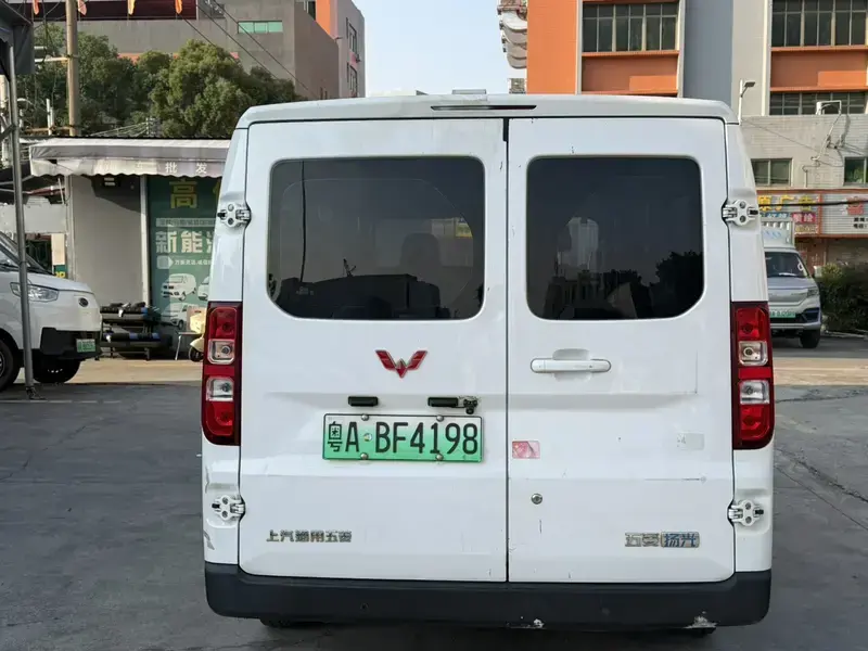 2024 Wuling Wuling Yangguang с пробегом 127 900 км