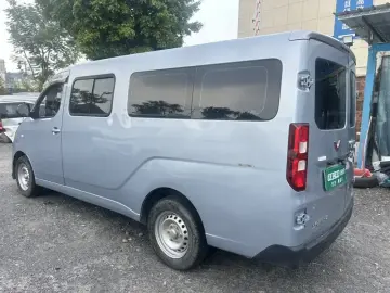 2024 Wuling Wuling Yangguang с пробегом 74 200 км