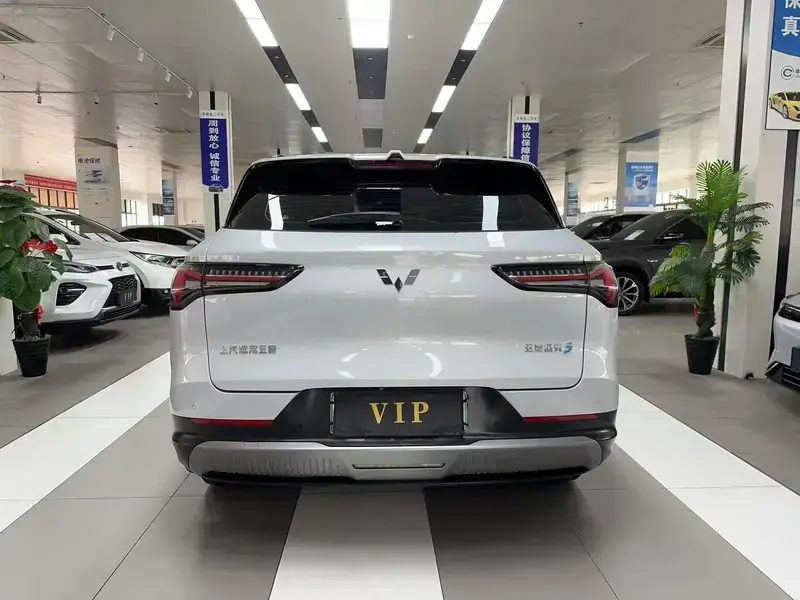 2025 Wuling Wuling Xingguang S с пробегом 31 000 км