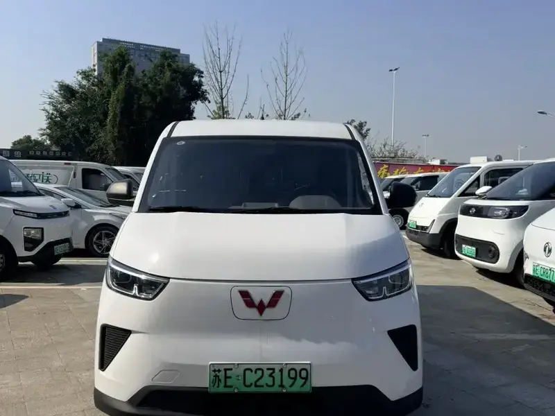 2025 Wuling Wuling Yangguang с пробегом 29 300 км