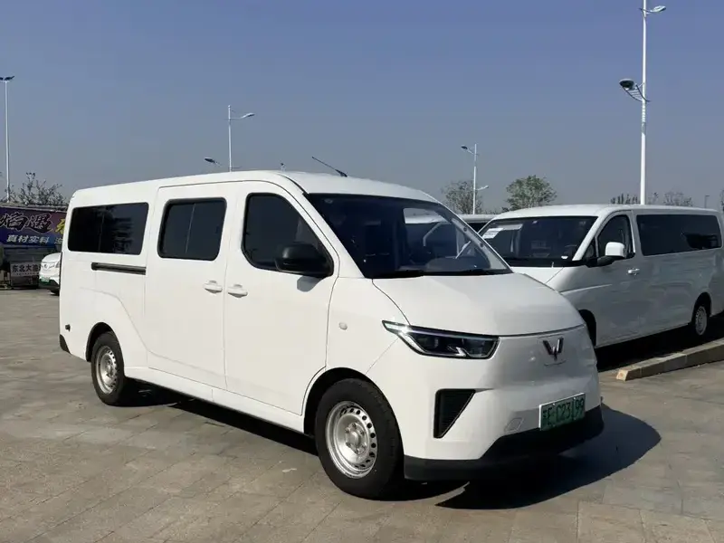 2025 Wuling Wuling Yangguang с пробегом 29 300 км