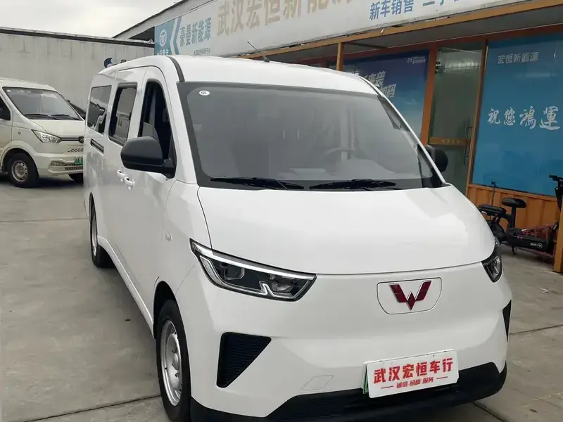 2024 Wuling Wuling Yangguang с пробегом 16 000 км