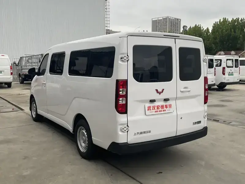 2024 Wuling Wuling Yangguang с пробегом 16 000 км
