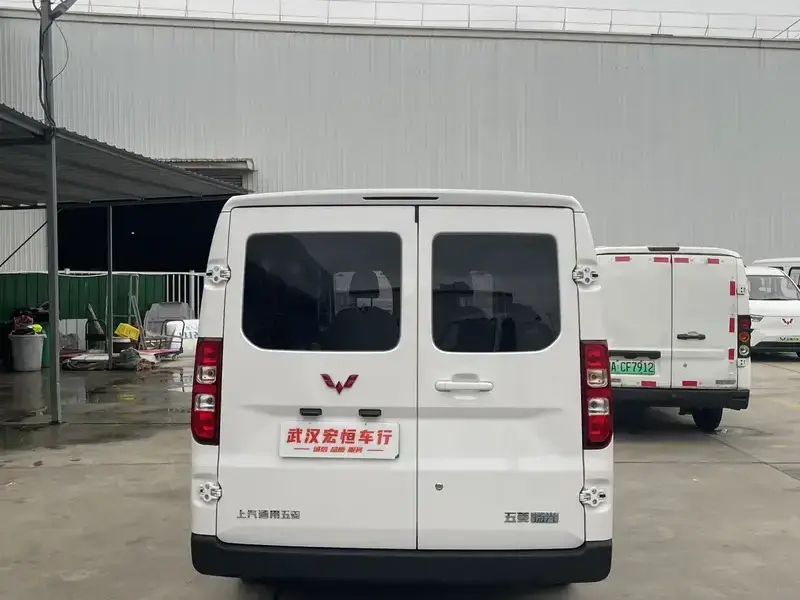 2024 Wuling Wuling Yangguang с пробегом 16 000 км