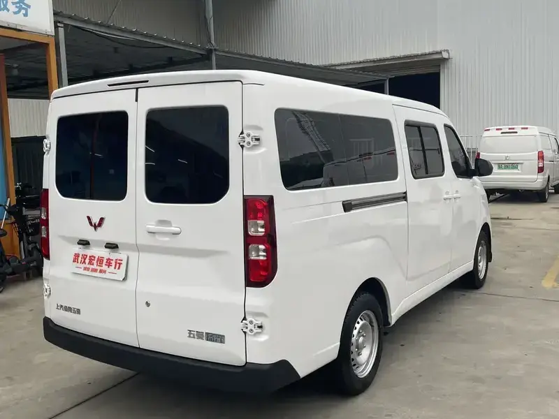 2024 Wuling Wuling Yangguang с пробегом 16 000 км