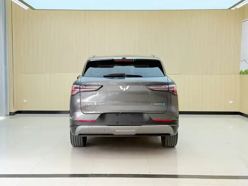 2024 Wuling Wuling Xingguang S с пробегом 63 400 км