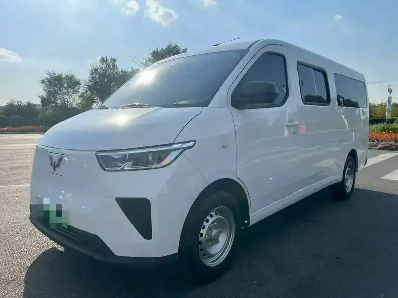 2024 Wuling Wuling Yangguang с пробегом 16 000 км