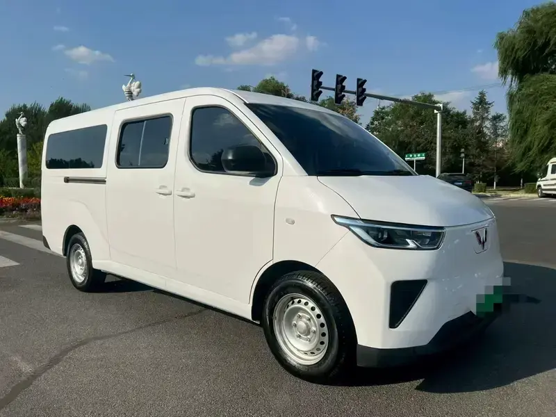 2024 Wuling Wuling Yangguang с пробегом 16 000 км