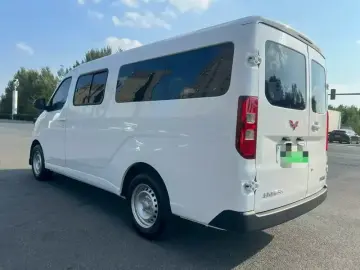 2024 Wuling Wuling Yangguang с пробегом 16 000 км